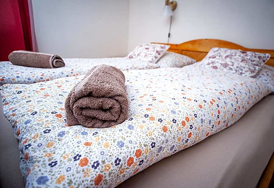 Hostinec pod úbočou