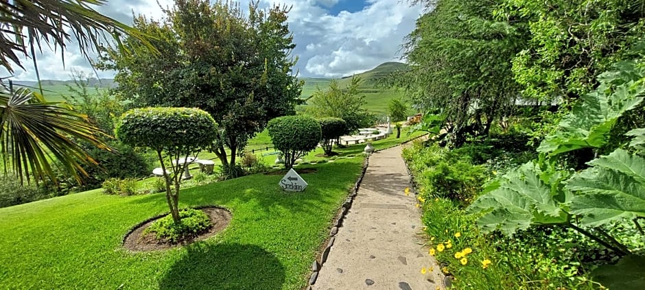 Amazian Mountain River Lodge