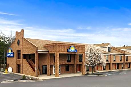 Days Inn by Wyndham Farmville