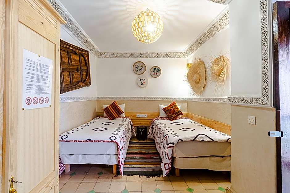 Riad Davina