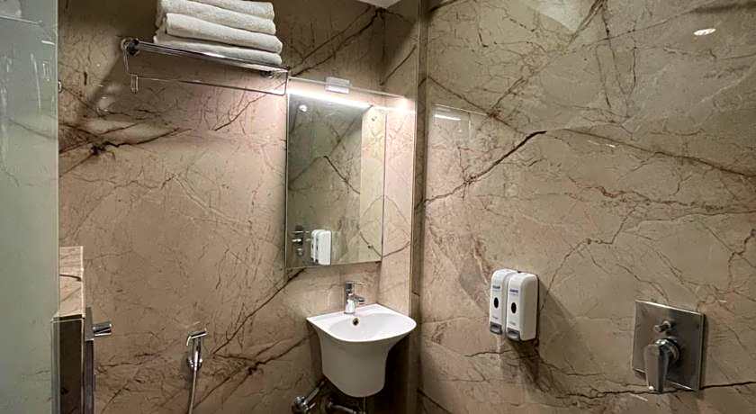 Hotel Moti Palace & Restaurant