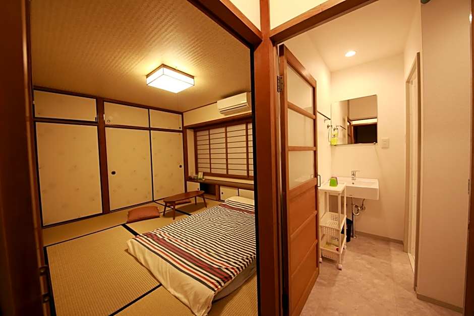 Kinkaku