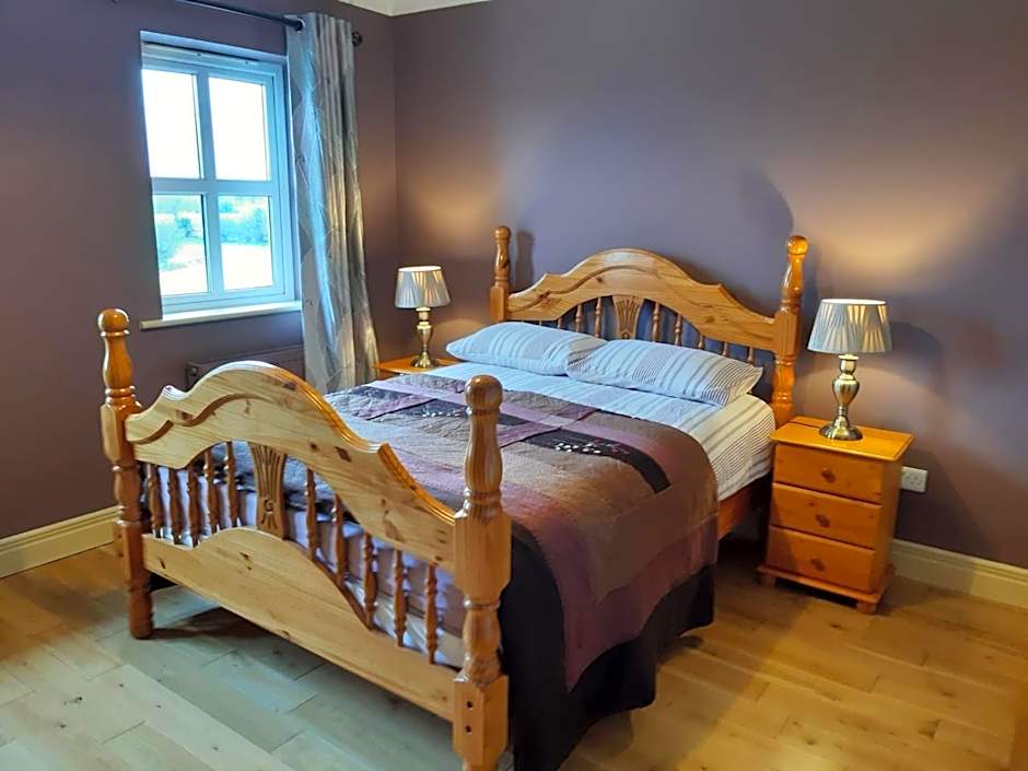 Whitethorn Lodge, Bed & Breakfast, Lackafinna