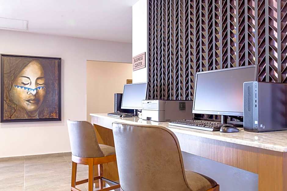 Comfort Inn Hermosillo Airport