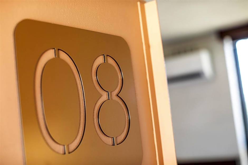 Nightcap at Glengala Hotel