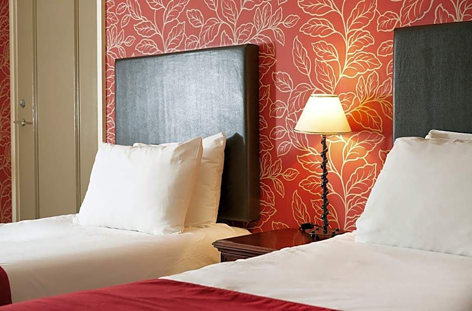 Two Brewers by Chef & Brewer Collection