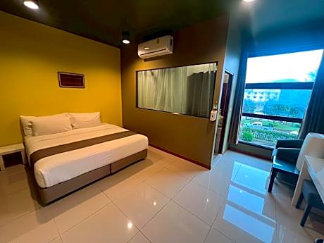 Superior Single Room