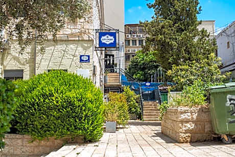 City Port Hotel by Sea N Rent