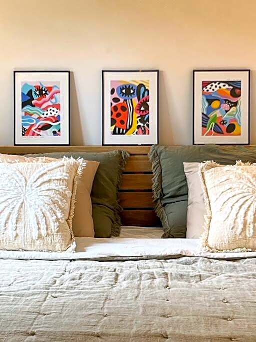 Cheerful Lemon Condo