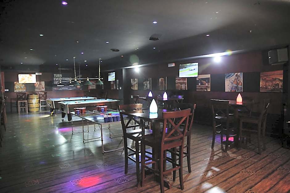 Crystal Palace Hotel