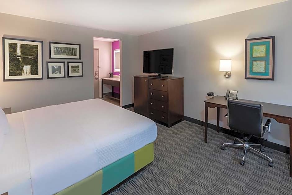 La Quinta Inn & Suites by Wyndham Houston Northwest