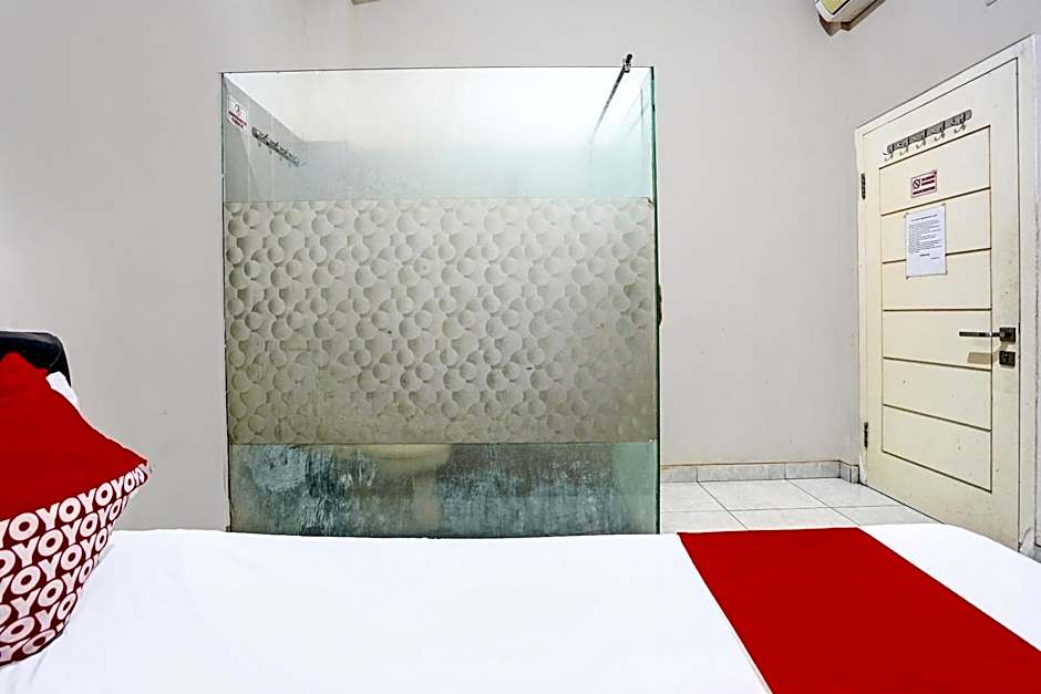 OYO Life 92190 Arya Guest House