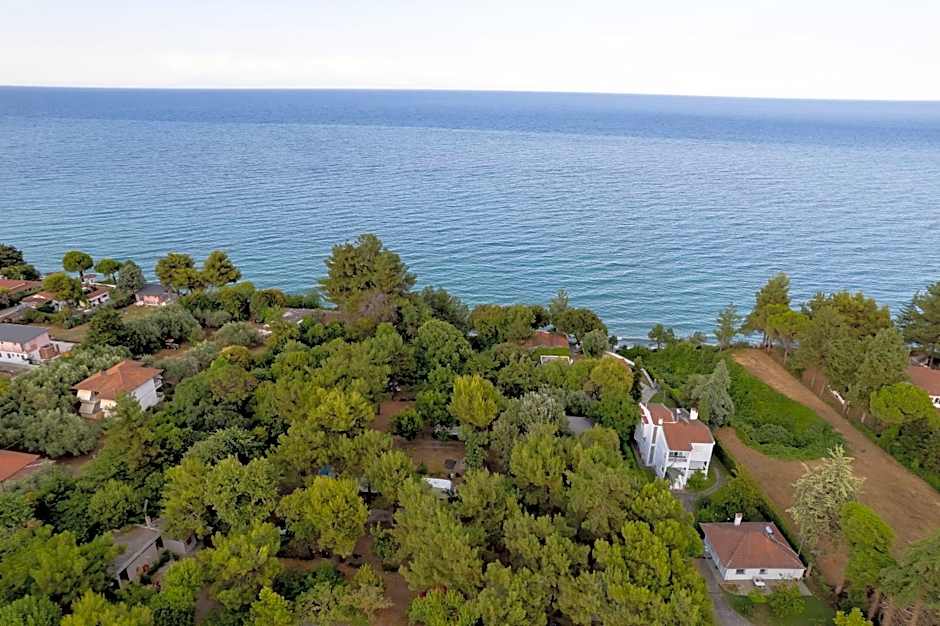 Sylvia Camping & Luxury Suites, Panel Hospitality Homes & Villas