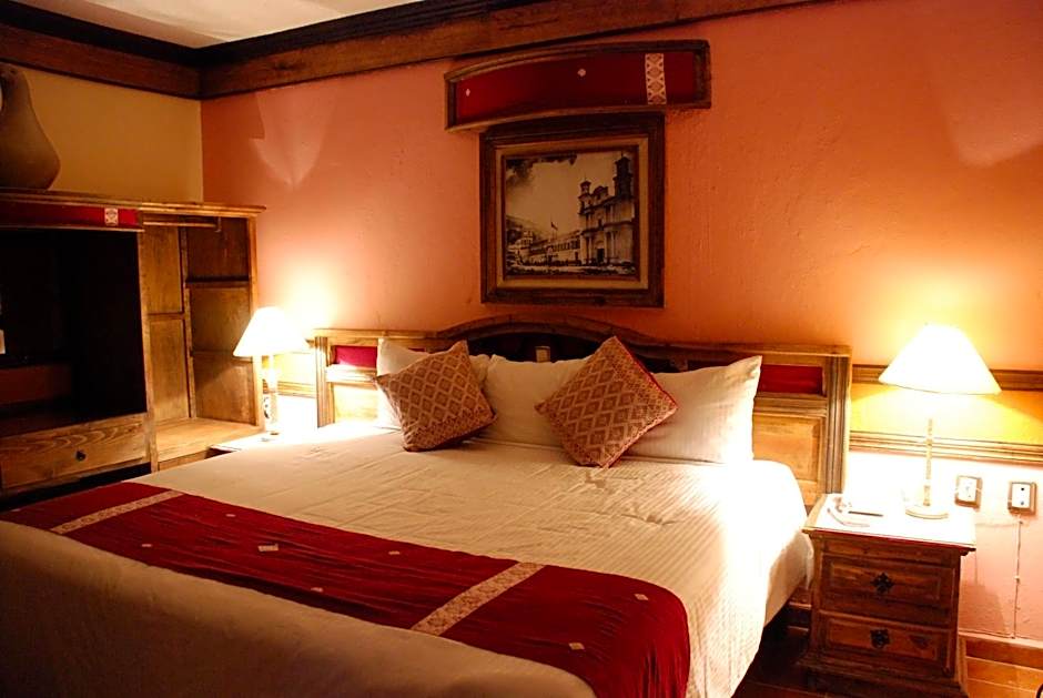 Nuestras Raices Hotel - Museo - Restaurante
