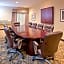 Holiday Inn Express Hotel & Suites St. Paul - Woodbury