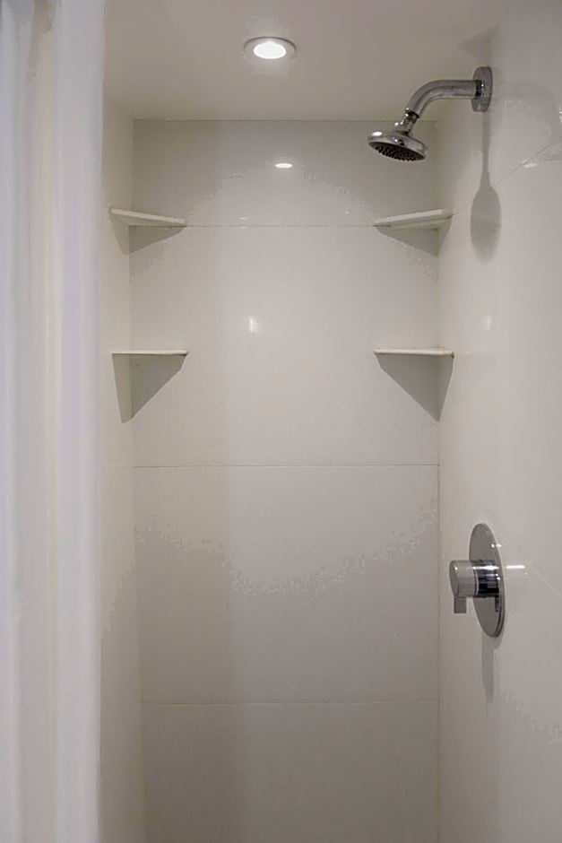 Astor Kensington Hostel