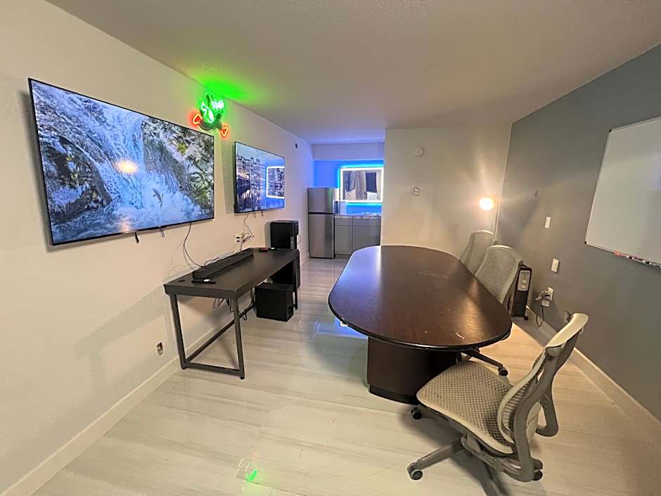 Boardwalk Suites Baton Rouge