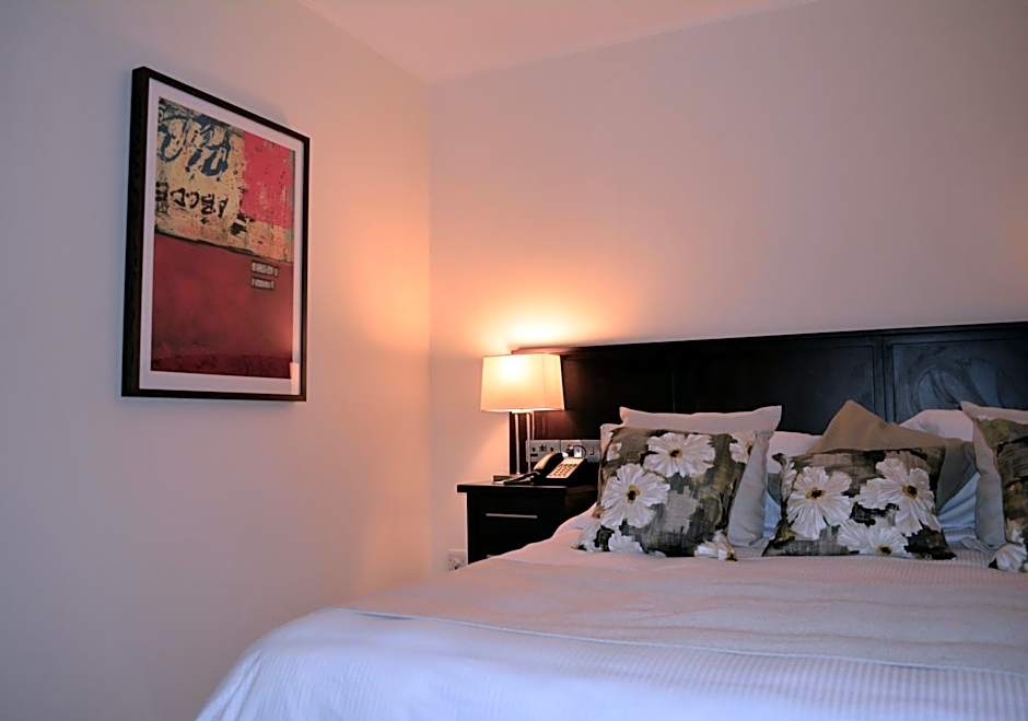 New Brookfields Hotel