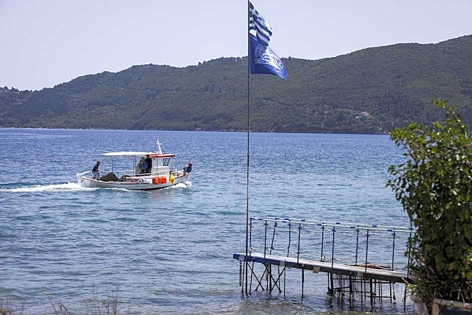 Meliti Waterfront Suites