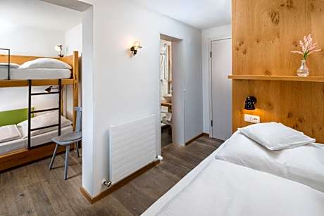 Apartment (2 Adults)