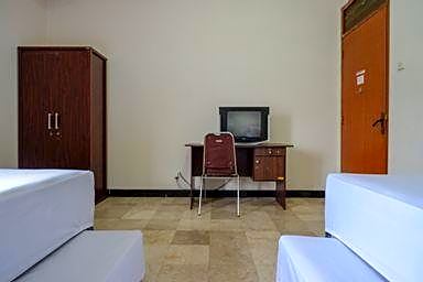 KoolKost near Kawasan Simpang Lima Semarang