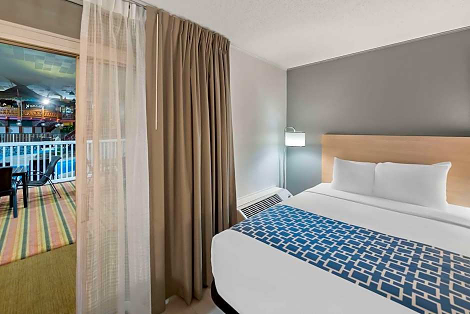 Suburban Studios, Kearney