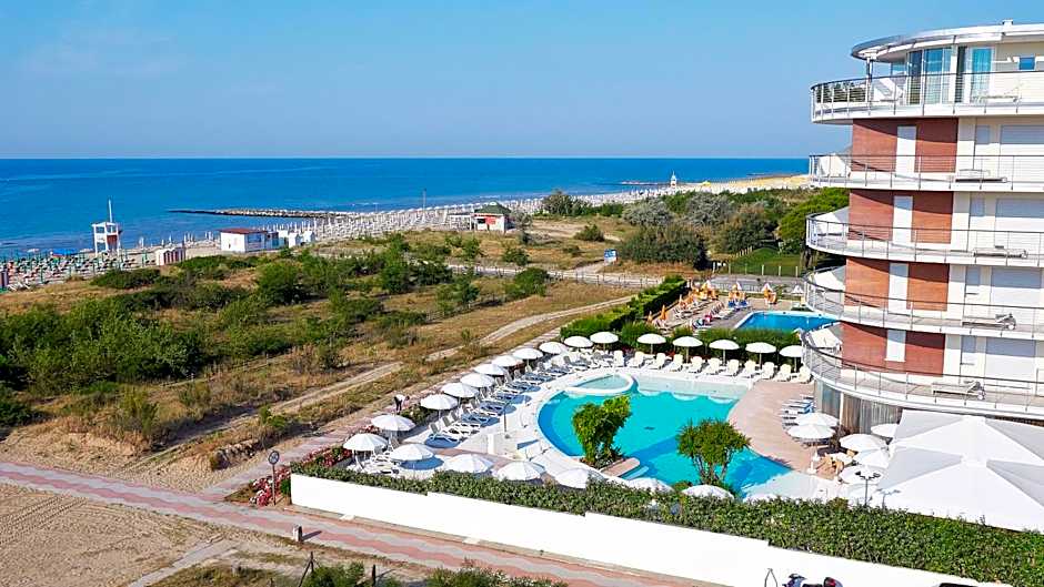 Jesolopalace Hotel & Aparthotel