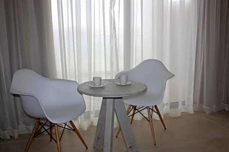 Comfort Superior Room with Airport Transfer 