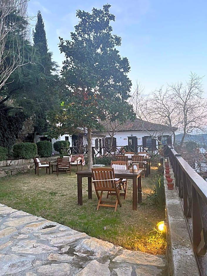 ŞİRİNCE BAHÇE OTEL