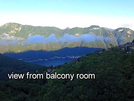 Family Room with Lake View