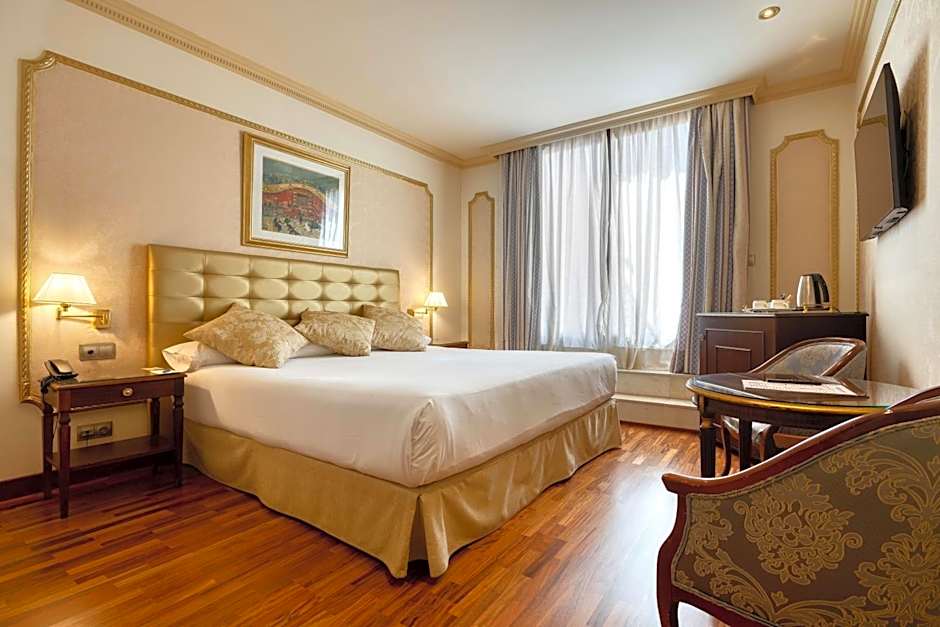 Hotel Roger De Lluria