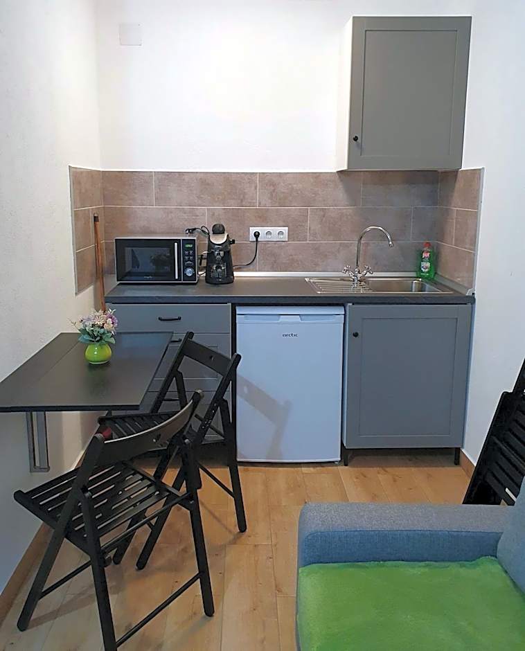 Kodaros Studio Parajd