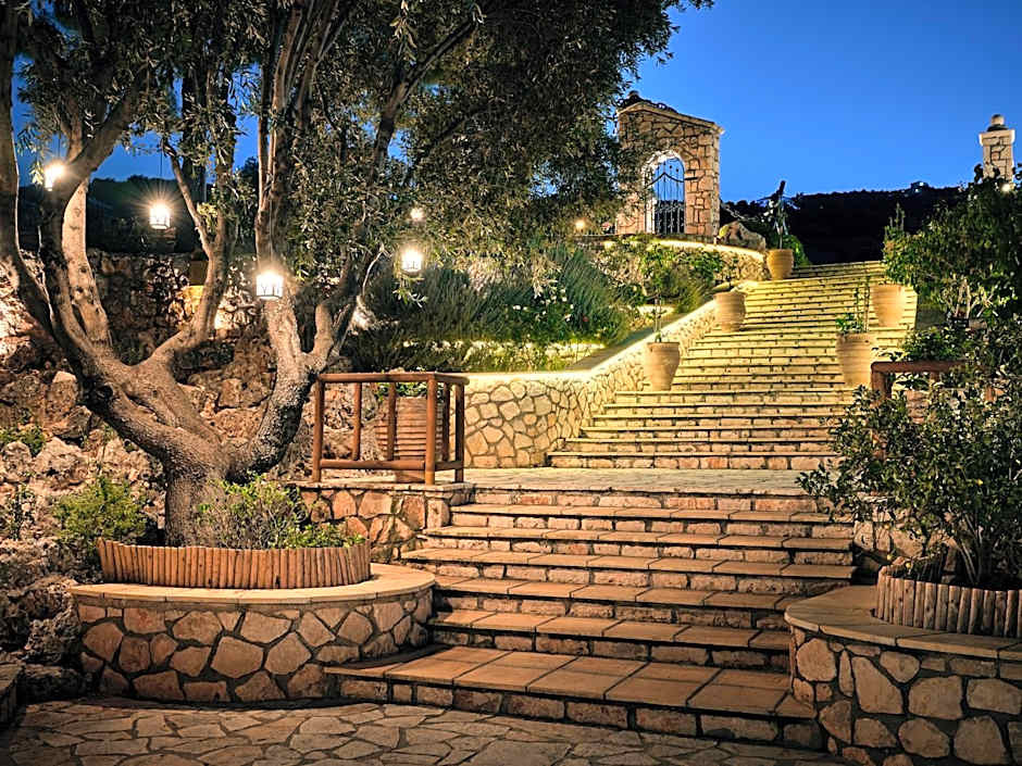 Nobelos Seaside Lodge