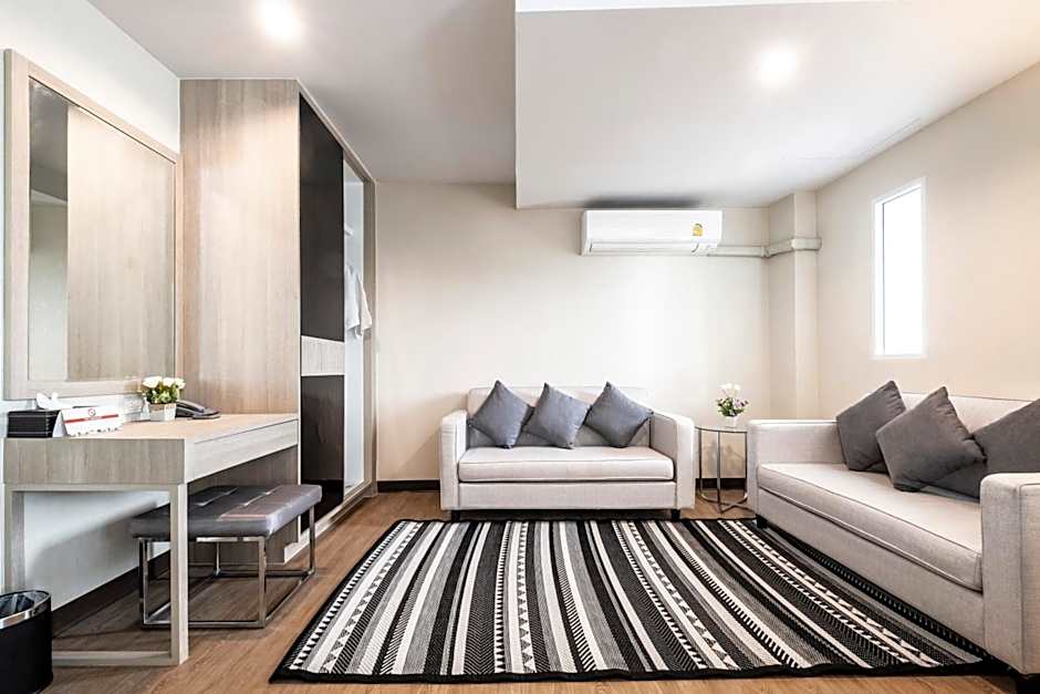 The Airport Courtyard Suvarnabhumi Airport