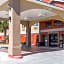 Econo Lodge Inn & Suites East Houston I-10