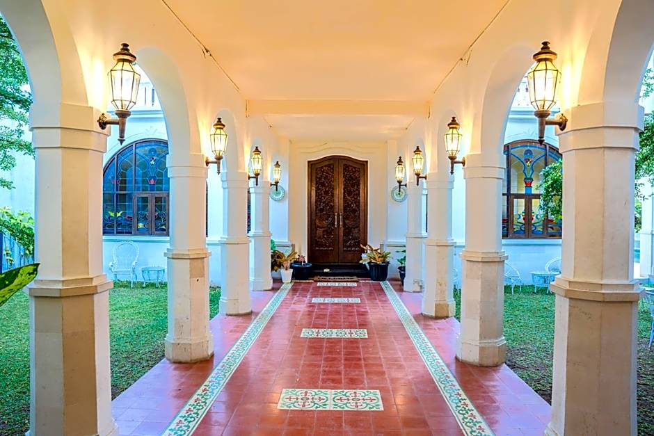 Pitaloka Hotel Sanur By DeWizZ Management