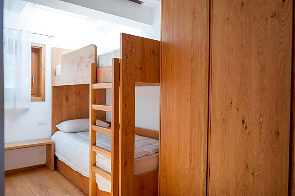 Residence Hotel Casa Alpina Serrada