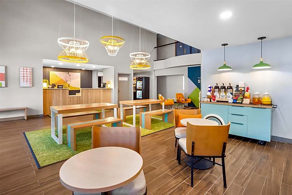 Spark by Hilton Tumwater