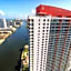 Stunning Penthouse Suite Waterfront 2BD 2BA