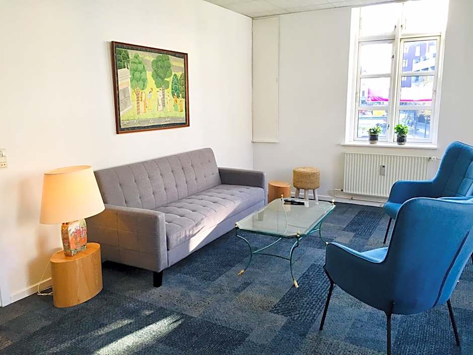 City Hotel Apartments