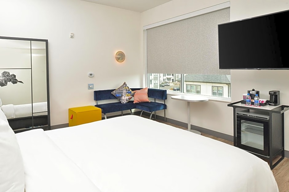 Aloft Charlotte Airport