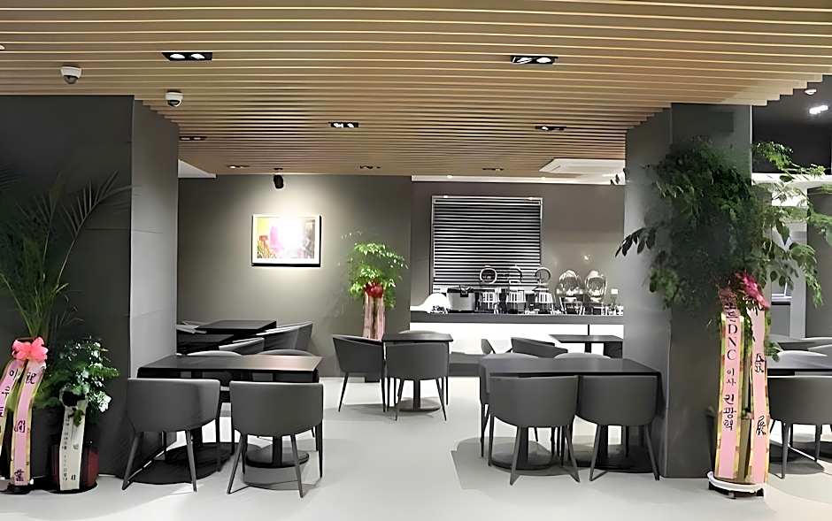 Rivertain Hotel Gyeongju