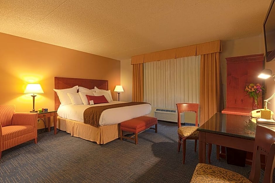 Coast Wenatchee Center Hotel