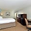 Holiday Inn Express Hotel & Suites Tampa-Rocky Point Island