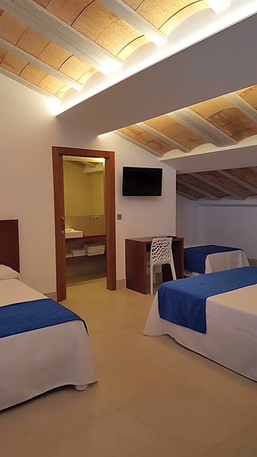 HOTEL ISLA PLANA