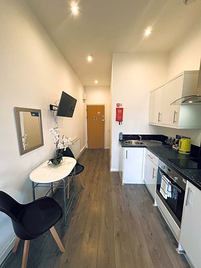 Fox House Studios, City centre Aparthotel