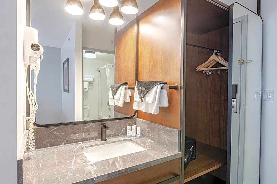 Ramada by Wyndham Surrey/Langley