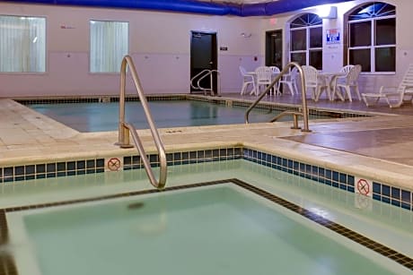 Country Inn & Suites by Radisson, Brockton (Boston), MA