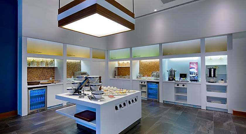 Hampton by Hilton Kocaeli Symbol