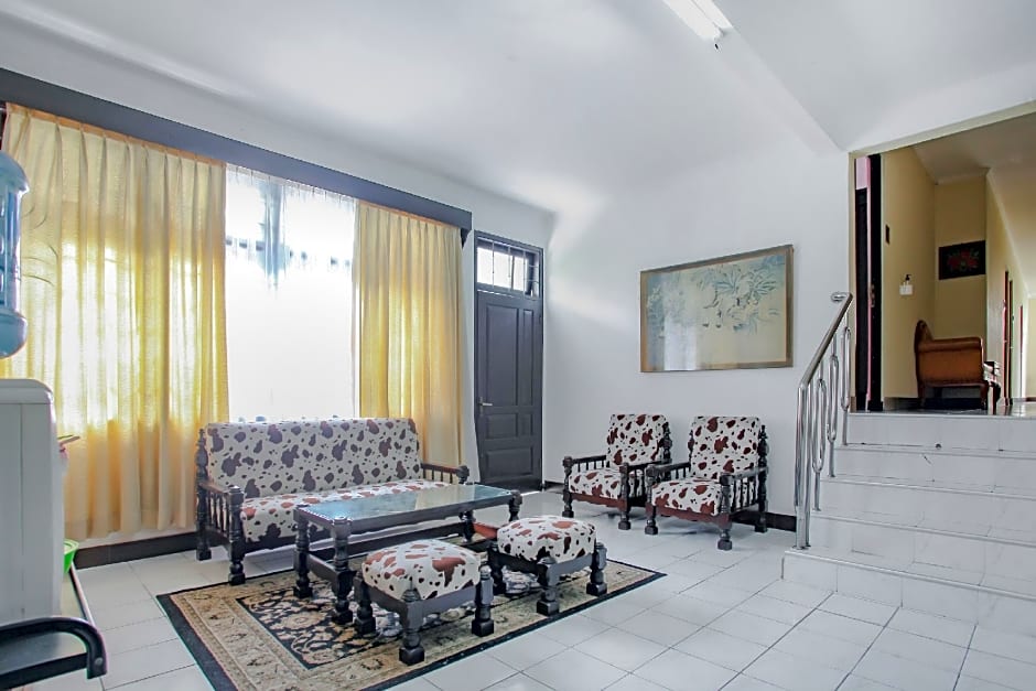 OYO Life 90091 Wisma Pakuan Syariah